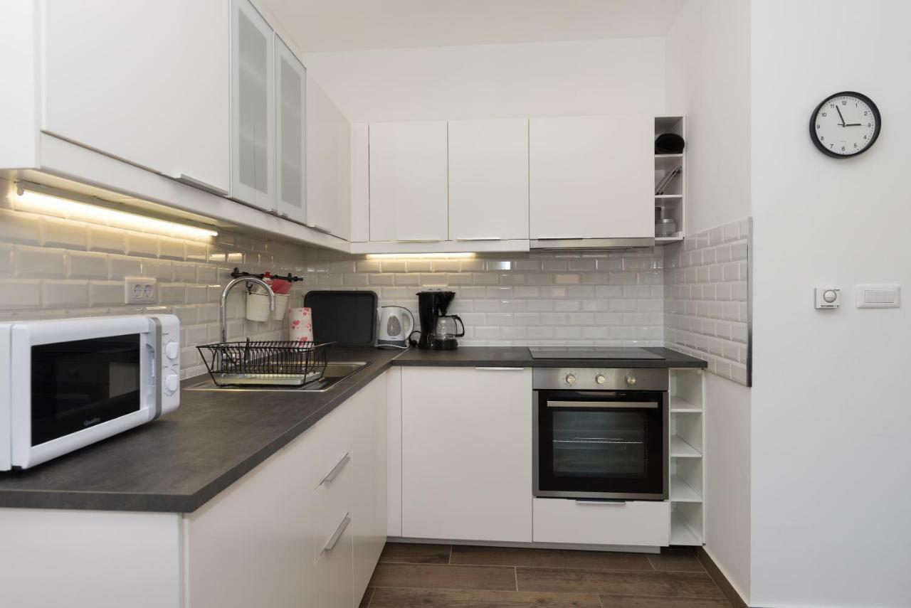 Apartments Ivan Zaton Zaton  Kültér fotó